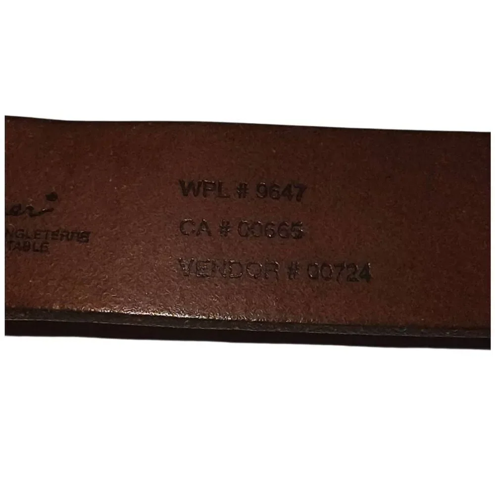 Eddie Bauer Leather Belt WPL 9647 Size 40 Brown England Silver tone hardware